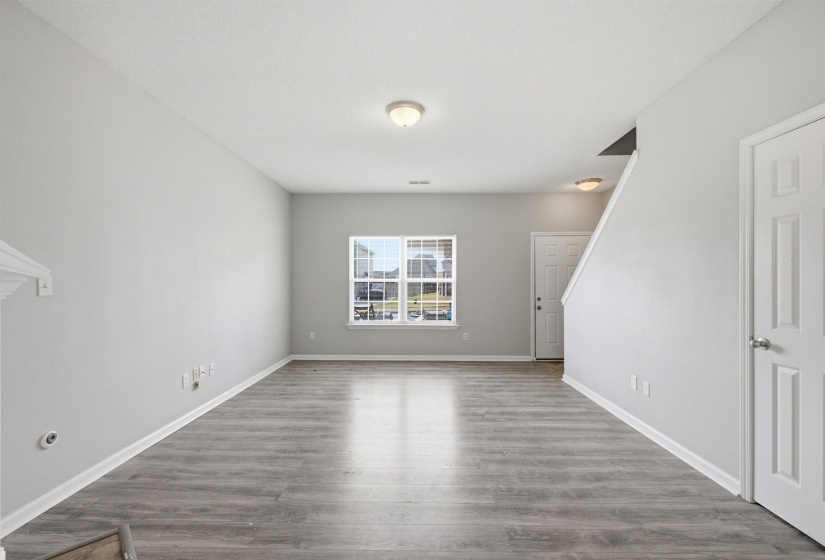 858 CROSSFIELD CV, Memphis, Tennessee 38109, 3 Bedroom Bedrooms, 6 Room Rooms,2.1 BathroomBathrooms,Residential,For Sale,CROSSFIELD,0,10228955