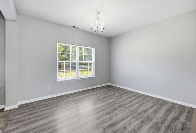 858 CROSSFIELD CV, Memphis, Tennessee 38109, 3 Bedroom Bedrooms, 6 Room Rooms,2.1 BathroomBathrooms,Residential,For Sale,CROSSFIELD,0,10228955