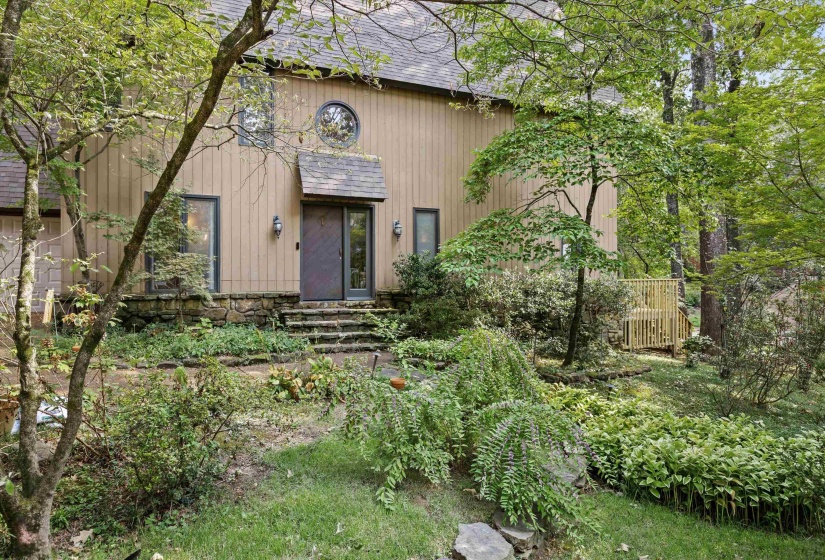 2480 WISHANGER CV, Germantown, Tennessee 38139, 4 Bedroom Bedrooms, 8 Room Rooms,2.1 BathroomBathrooms,Residential,For Sale,WISHANGER,0,10228956