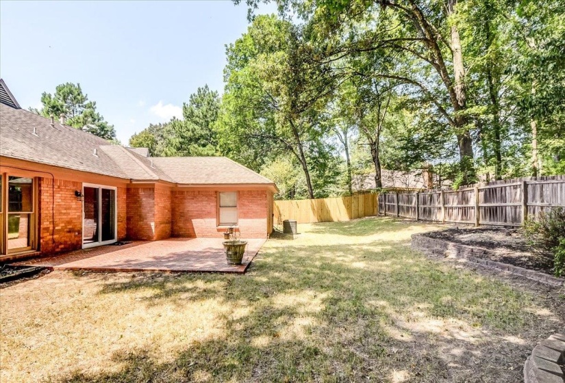 8902 WALNUT RIDGE LOOP, Memphis, Tennessee 38018, 4 Bedroom Bedrooms, 7 Room Rooms,2 BathroomBathrooms,Residential,For Sale,WALNUT RIDGE,0,10228959