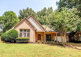 8902 WALNUT RIDGE LOOP, Memphis, Tennessee 38018, 4 Bedroom Bedrooms, 7 Room Rooms,2 BathroomBathrooms,Residential,For Sale,WALNUT RIDGE,0,10228959