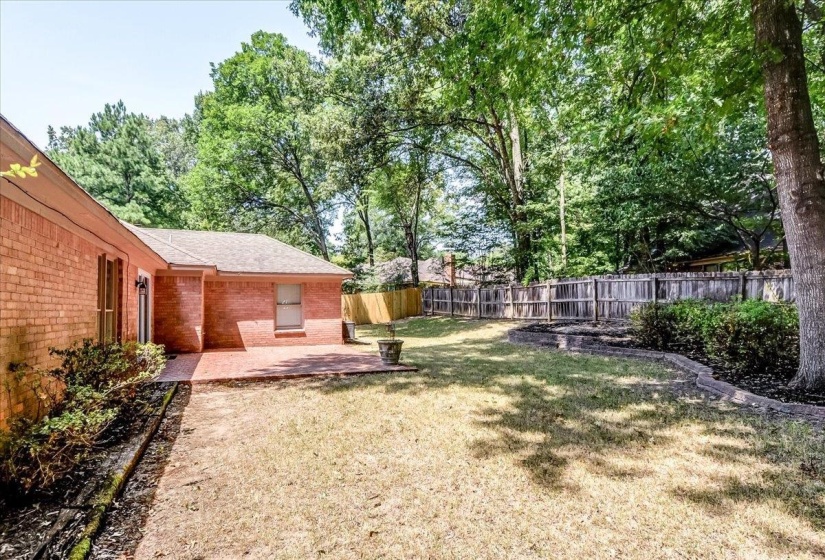8902 WALNUT RIDGE LOOP, Memphis, Tennessee 38018, 4 Bedroom Bedrooms, 7 Room Rooms,2 BathroomBathrooms,Residential,For Sale,WALNUT RIDGE,0,10228959