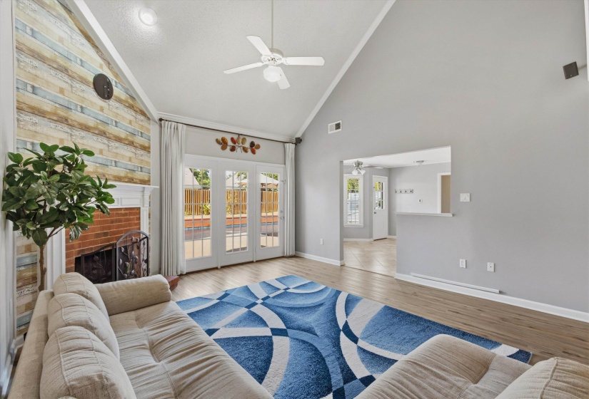 7574 DEXTER HILLS DR, Memphis, Tennessee 38016, 4 Bedroom Bedrooms, 7 Room Rooms,3 BathroomBathrooms,Residential,For Sale,DEXTER HILLS,0,10228960