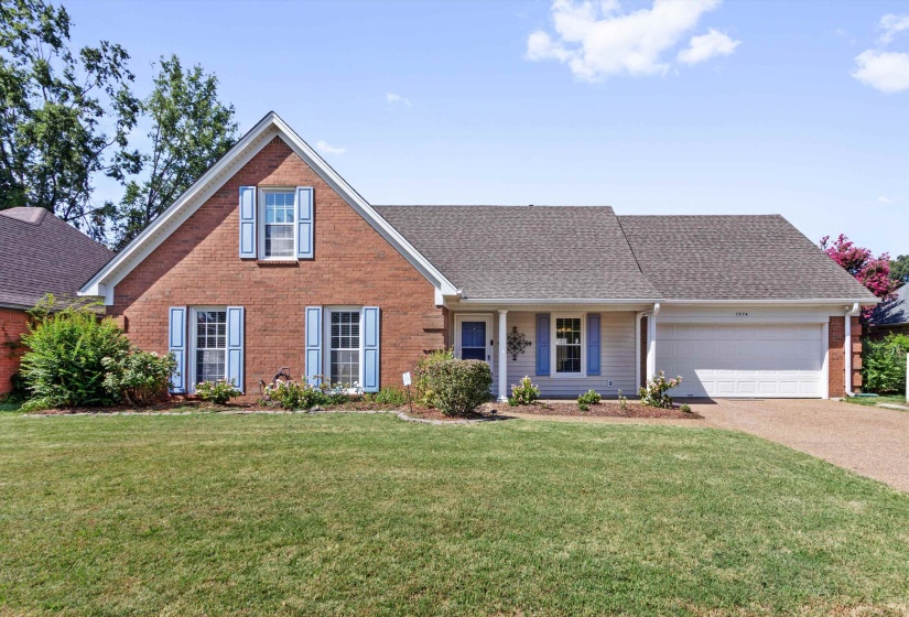 7574 DEXTER HILLS DR, Memphis, Tennessee 38016, 4 Bedroom Bedrooms, 7 Room Rooms,3 BathroomBathrooms,Residential,For Sale,DEXTER HILLS,0,10228960
