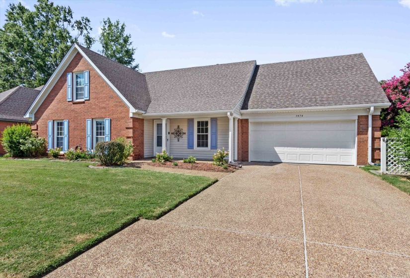 7574 DEXTER HILLS DR, Memphis, Tennessee 38016, 4 Bedroom Bedrooms, 7 Room Rooms,3 BathroomBathrooms,Residential,For Sale,DEXTER HILLS,0,10228960
