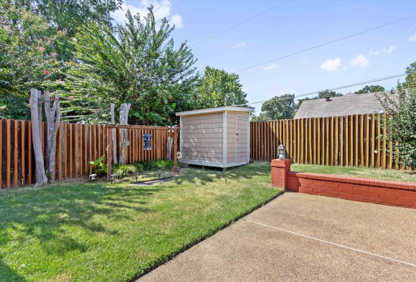 7574 DEXTER HILLS DR, Memphis, Tennessee 38016, 4 Bedroom Bedrooms, 7 Room Rooms,3 BathroomBathrooms,Residential,For Sale,DEXTER HILLS,0,10228960