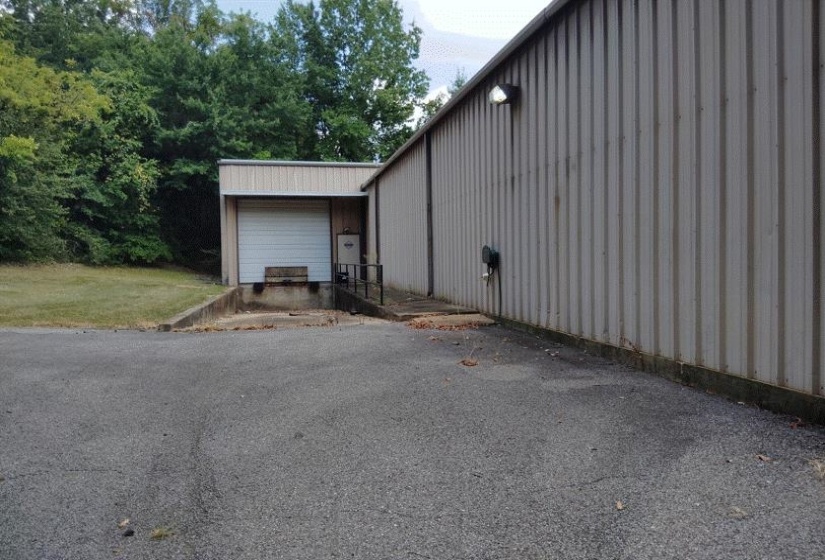 3224 LINDA DR, Memphis, Tennessee 38118, 0 , 0 ,0,Commercial/industrial,For Sale,LINDA,0,10228973