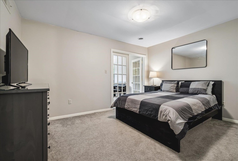 6767 POPLAR PIKE, Memphis, Tennessee 38119, 5 Bedroom Bedrooms, 13 Room Rooms,3.1 BathroomBathrooms,Residential,For Sale,POPLAR,0,10228962