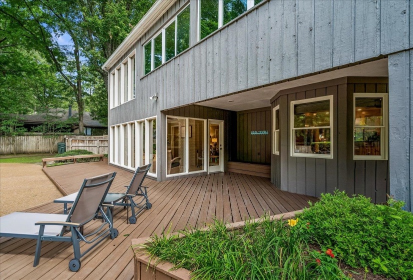 6767 POPLAR PIKE, Memphis, Tennessee 38119, 5 Bedroom Bedrooms, 13 Room Rooms,3.1 BathroomBathrooms,Residential,For Sale,POPLAR,0,10228962