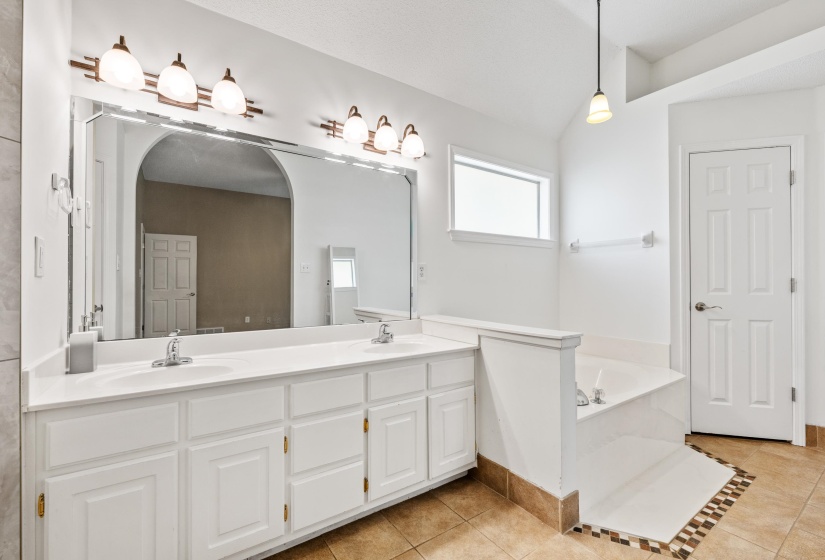 6269 BUFFALO SPRINGS LN, Bartlett, Tennessee 38135, 4 Bedroom Bedrooms, 7 Room Rooms,2 BathroomBathrooms,Residential,For Sale,BUFFALO SPRINGS,0,10228963