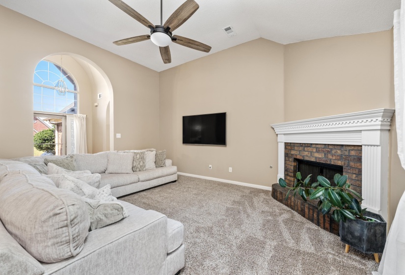 6269 BUFFALO SPRINGS LN, Bartlett, Tennessee 38135, 4 Bedroom Bedrooms, 7 Room Rooms,2 BathroomBathrooms,Residential,For Sale,BUFFALO SPRINGS,0,10228963