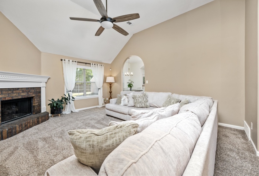 6269 BUFFALO SPRINGS LN, Bartlett, Tennessee 38135, 4 Bedroom Bedrooms, 7 Room Rooms,2 BathroomBathrooms,Residential,For Sale,BUFFALO SPRINGS,0,10228963
