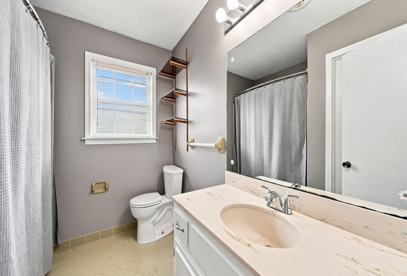 4920 WHITWORTH RD, Memphis, Tennessee 38116, 4 Bedroom Bedrooms, 7 Room Rooms,2 BathroomBathrooms,Residential,For Sale,WHITWORTH,0,10228967