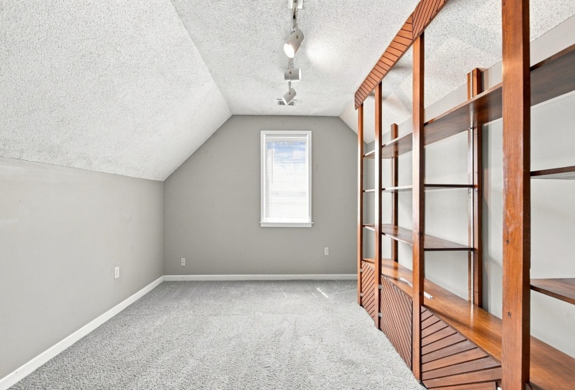 4920 WHITWORTH RD, Memphis, Tennessee 38116, 4 Bedroom Bedrooms, 7 Room Rooms,2 BathroomBathrooms,Residential,For Sale,WHITWORTH,0,10228967
