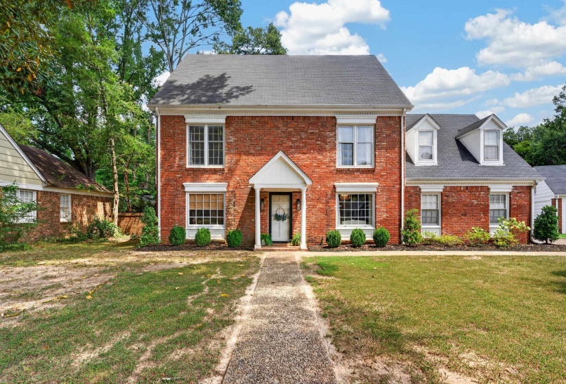 2638 CRIMMINS CV, Memphis, Tennessee 38119, 4 Bedroom Bedrooms, 9 Room Rooms,2.1 BathroomBathrooms,Residential,For Sale,CRIMMINS,0,10228968