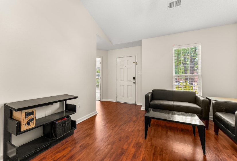 5321 KALIAN CV, Southaven, Mississippi 38671, 3 Bedroom Bedrooms, 6 Room Rooms,2 BathroomBathrooms,Residential,For Sale,KALIAN,0,10228969