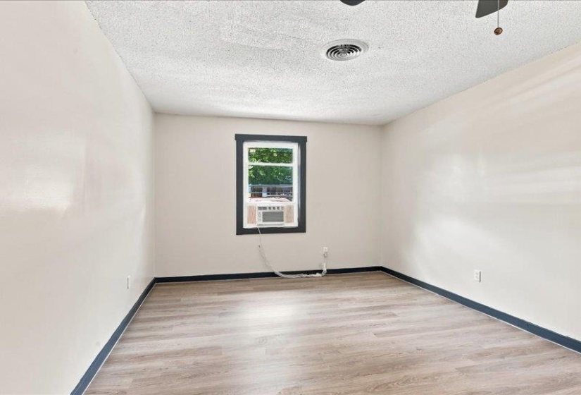 3787 CHRISTY CV, Memphis, Tennessee 38111, 4 Bedroom Bedrooms, 7 Room Rooms,2 BathroomBathrooms,Residential,For Sale,CHRISTY,0,10228971
