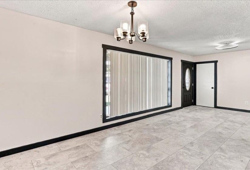 3787 CHRISTY CV, Memphis, Tennessee 38111, 4 Bedroom Bedrooms, 7 Room Rooms,2 BathroomBathrooms,Residential,For Sale,CHRISTY,0,10228971