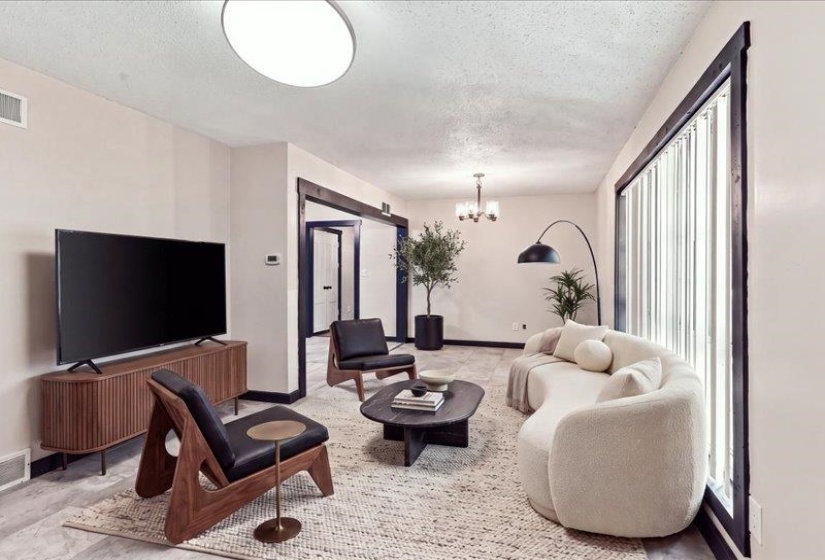 3787 CHRISTY CV, Memphis, Tennessee 38111, 4 Bedroom Bedrooms, 7 Room Rooms,2 BathroomBathrooms,Residential,For Sale,CHRISTY,0,10228971