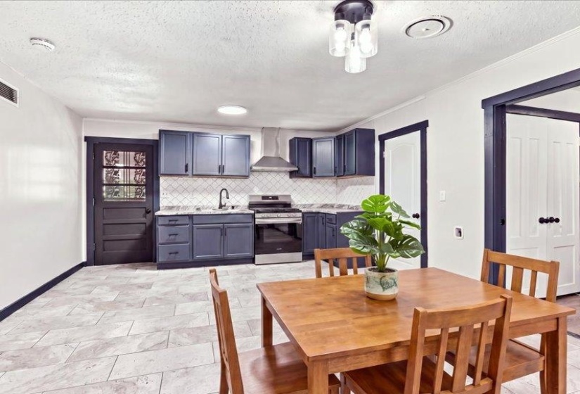 3787 CHRISTY CV, Memphis, Tennessee 38111, 4 Bedroom Bedrooms, 7 Room Rooms,2 BathroomBathrooms,Residential,For Sale,CHRISTY,0,10228971