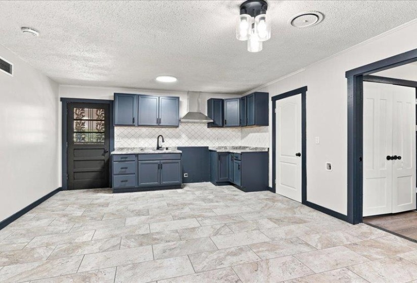 3787 CHRISTY CV, Memphis, Tennessee 38111, 4 Bedroom Bedrooms, 7 Room Rooms,2 BathroomBathrooms,Residential,For Sale,CHRISTY,0,10228971