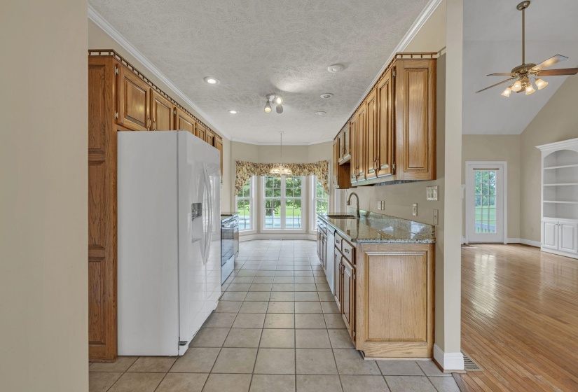 260 KERR FARMS LN, Savannah, Tennessee 38372, 4 Bedroom Bedrooms, 13 Room Rooms,3 BathroomBathrooms,Residential,For Sale,KERR FARMS,0,10228972