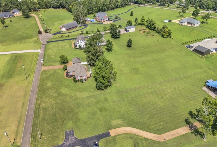 260 KERR FARMS LN, Savannah, Tennessee 38372, 4 Bedroom Bedrooms, 13 Room Rooms,3 BathroomBathrooms,Residential,For Sale,KERR FARMS,0,10228972