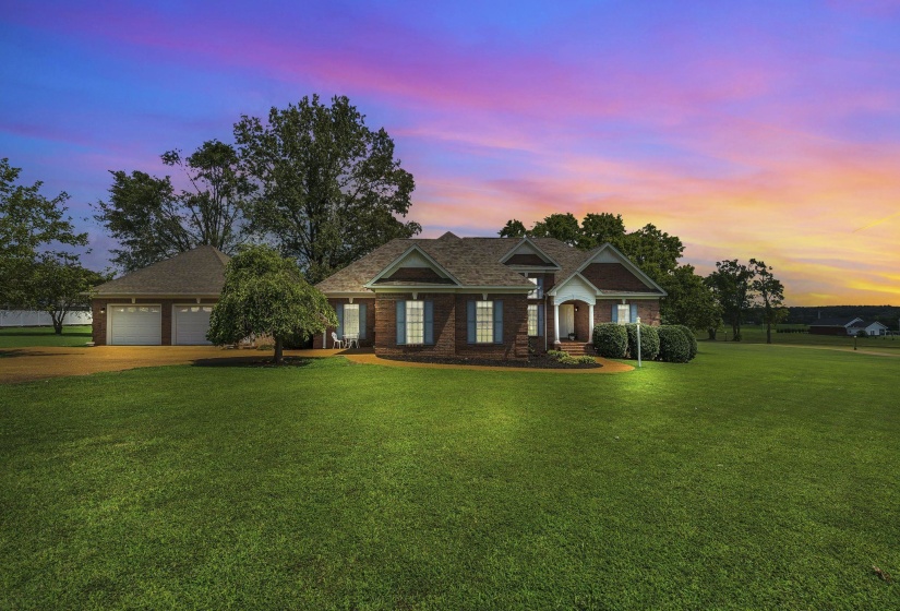 260 KERR FARMS LN, Savannah, Tennessee 38372, 4 Bedroom Bedrooms, 13 Room Rooms,3 BathroomBathrooms,Residential,For Sale,KERR FARMS,0,10228972