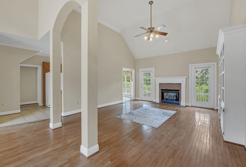 260 KERR FARMS LN, Savannah, Tennessee 38372, 4 Bedroom Bedrooms, 13 Room Rooms,3 BathroomBathrooms,Residential,For Sale,KERR FARMS,0,10228972