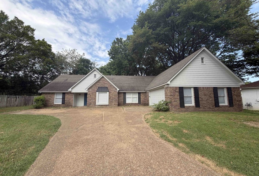 4801 BRADFIELD RUN, Unicorp/Memphis, Tennessee 38125, 5 Bedroom Bedrooms, 8 Room Rooms,3 BathroomBathrooms,Residential,For Sale,BRADFIELD,0,10228975
