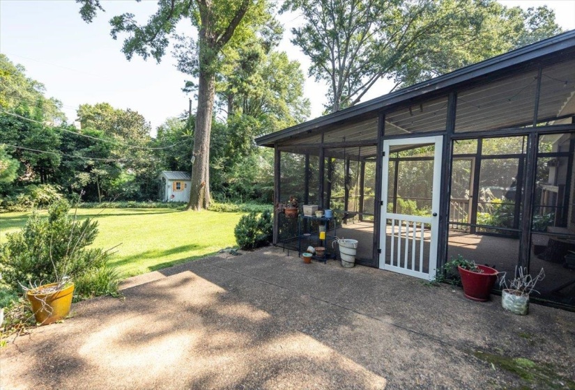 4910 COLE RD, Memphis, Tennessee 38117, 3 Bedroom Bedrooms, 6 Room Rooms,2 BathroomBathrooms,Residential,For Sale,COLE,0,10228976