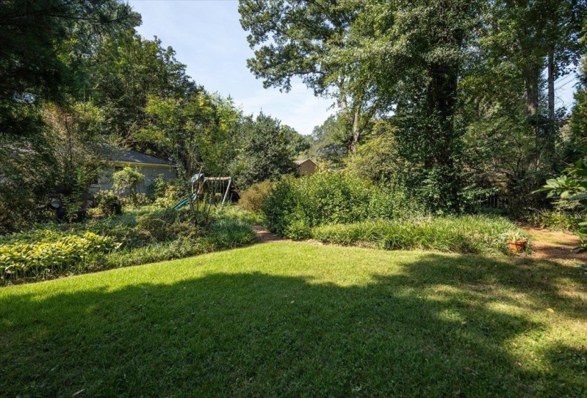 4910 COLE RD, Memphis, Tennessee 38117, 3 Bedroom Bedrooms, 6 Room Rooms,2 BathroomBathrooms,Residential,For Sale,COLE,0,10228976