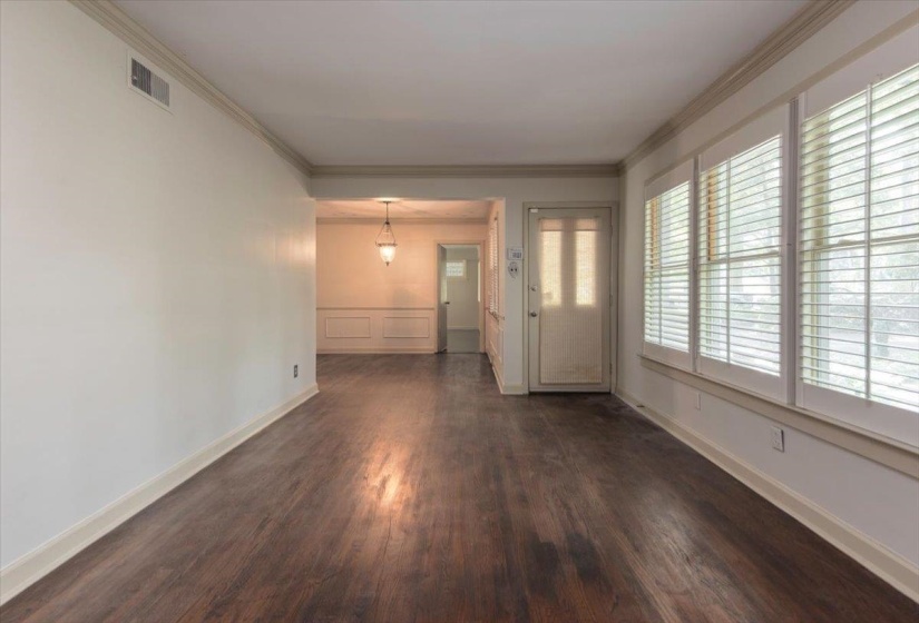 4910 COLE RD, Memphis, Tennessee 38117, 3 Bedroom Bedrooms, 6 Room Rooms,2 BathroomBathrooms,Residential,For Sale,COLE,0,10228976