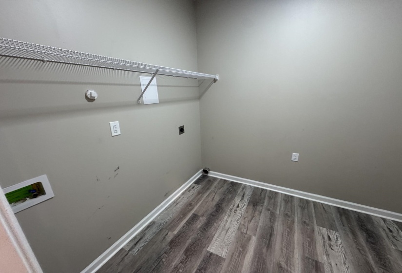 4428 AUBURN RD, Memphis, Tennessee 38116, 4 Bedroom Bedrooms, 6 Room Rooms,3 BathroomBathrooms,Residential,For Sale,AUBURN,0,10228984
