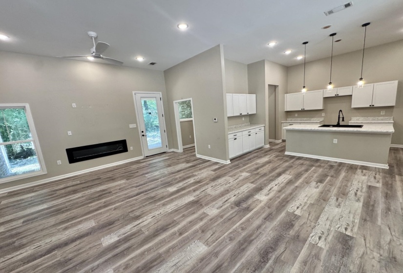 4428 AUBURN RD, Memphis, Tennessee 38116, 4 Bedroom Bedrooms, 6 Room Rooms,3 BathroomBathrooms,Residential,For Sale,AUBURN,0,10228984