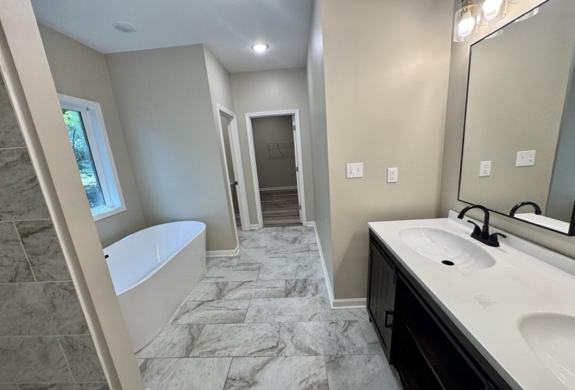 4428 AUBURN RD, Memphis, Tennessee 38116, 4 Bedroom Bedrooms, 6 Room Rooms,3 BathroomBathrooms,Residential,For Sale,AUBURN,0,10228984
