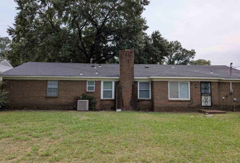 5352 HERITAGE DR, Memphis, Tennessee 38115, 4 Bedroom Bedrooms, 4 Room Rooms,2 BathroomBathrooms,Residential,For Sale,HERITAGE,0,10228985