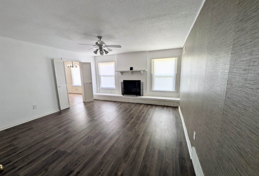 5352 HERITAGE DR, Memphis, Tennessee 38115, 4 Bedroom Bedrooms, 4 Room Rooms,2 BathroomBathrooms,Residential,For Sale,HERITAGE,0,10228985