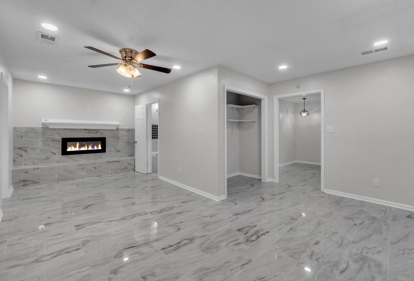 137 CHAMPA AVE, Memphis, Tennessee 38109, 3 Bedroom Bedrooms, 9 Room Rooms,2 BathroomBathrooms,Residential,For Sale,CHAMPA,0,10228990