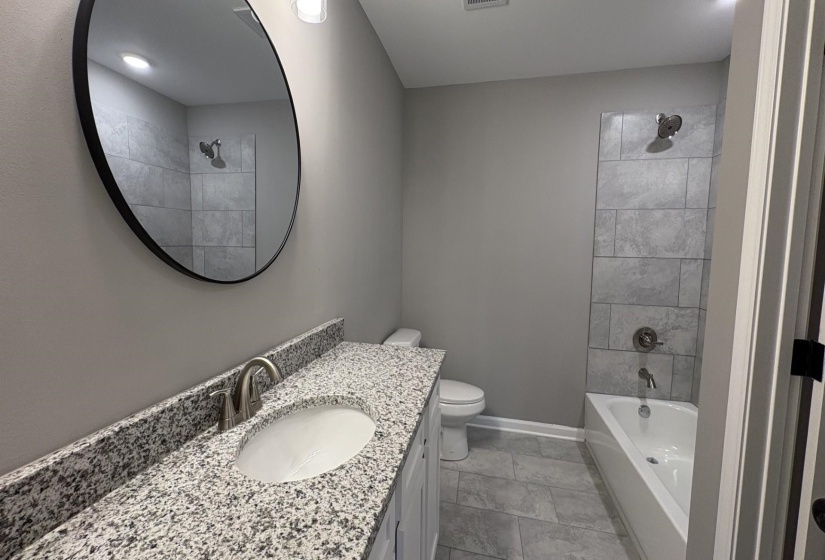 643 KENT ST, Memphis, Tennessee 38111, 3 Bedroom Bedrooms, 0 ,2 BathroomBathrooms,Duplexes,For Sale,KENT,0,10204127
