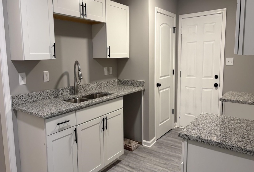 643 KENT ST, Memphis, Tennessee 38111, 3 Bedroom Bedrooms, 0 ,2 BathroomBathrooms,Duplexes,For Sale,KENT,0,10204127