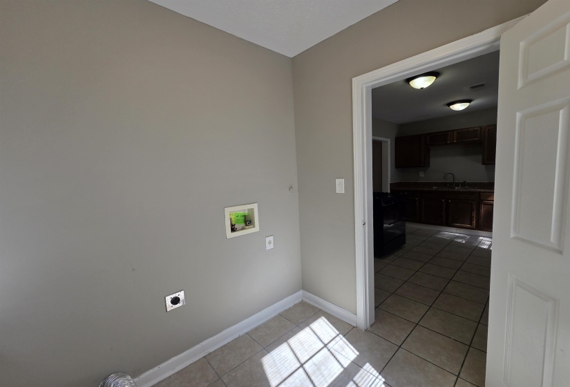 866 HOMER ST, Memphis, Tennessee 38122-3425, 3 Bedroom Bedrooms, 6 Room Rooms,1 BathroomBathrooms,Rental Properties,For Sale,HOMER,0,10228994
