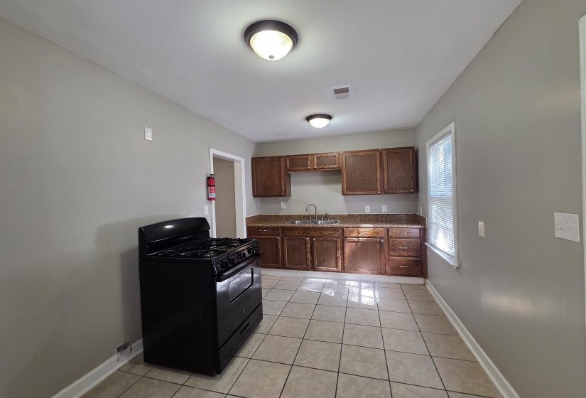 866 HOMER ST, Memphis, Tennessee 38122-3425, 3 Bedroom Bedrooms, 6 Room Rooms,1 BathroomBathrooms,Rental Properties,For Sale,HOMER,0,10228994