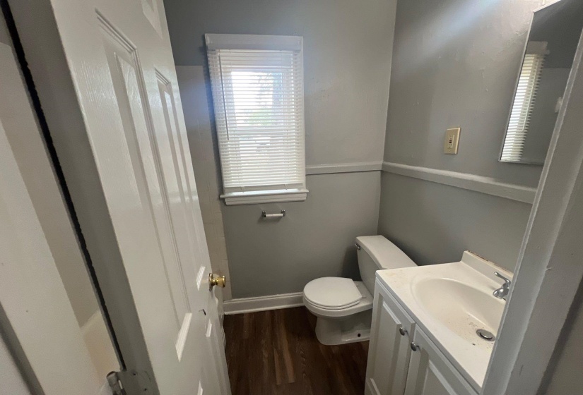 1407 SEMMES ST, Memphis, Tennessee 38114, 1 Bedroom Bedrooms, 3 Room Rooms,1 BathroomBathrooms,Residential,For Sale,SEMMES,0,10207301