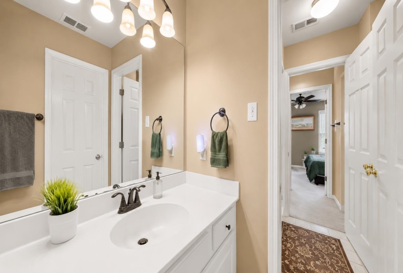44 FOREST VILLAGE PL, Memphis, Tennessee 38018, 3 Bedroom Bedrooms, 7 Room Rooms,2.1 BathroomBathrooms,Residential,For Sale,FOREST VILLAGE,0,10221465