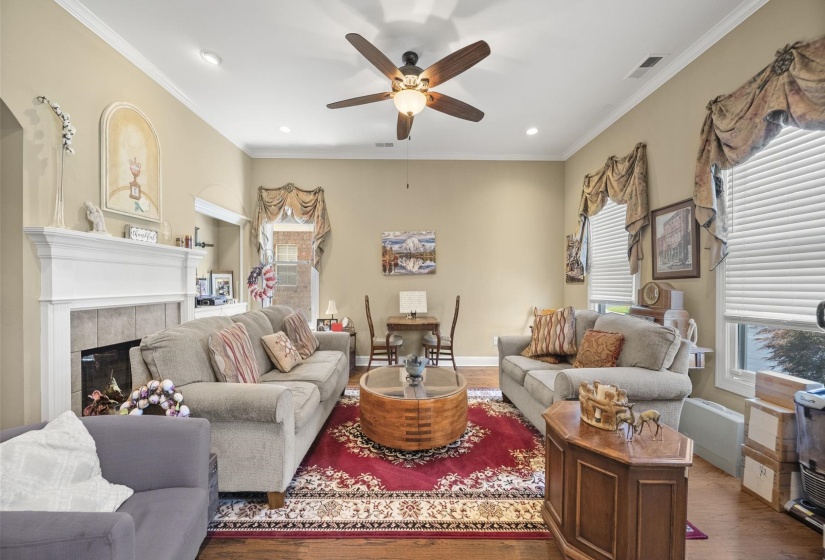44 FOREST VILLAGE PL, Memphis, Tennessee 38018, 3 Bedroom Bedrooms, 7 Room Rooms,2.1 BathroomBathrooms,Residential,For Sale,FOREST VILLAGE,0,10221465