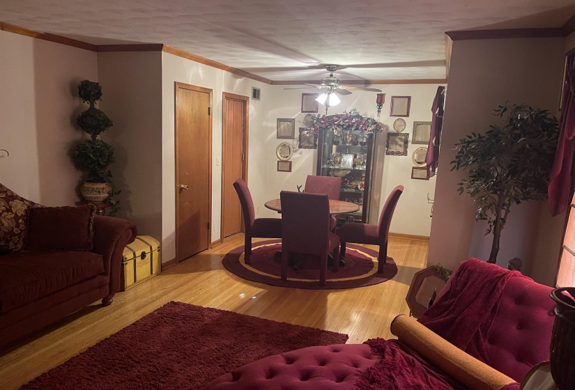 1914 DOWNING ST, Memphis, Tennessee 38117, 3 Bedroom Bedrooms, 6 Room Rooms,1.1 BathroomBathrooms,Residential,For Sale,DOWNING,0,10228992