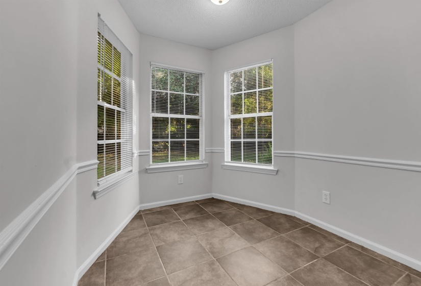 5883 BEDFORD RD, Memphis, Tennessee 38135, 4 Bedroom Bedrooms, 6 Room Rooms,2 BathroomBathrooms,Residential,For Sale,BEDFORD,0,10229004