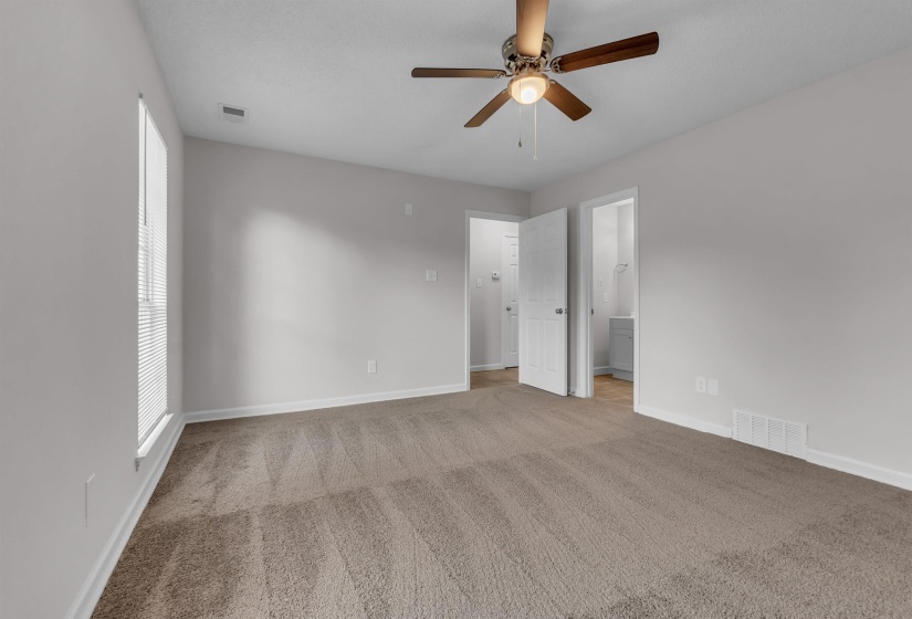 5883 BEDFORD RD, Memphis, Tennessee 38135, 4 Bedroom Bedrooms, 6 Room Rooms,2 BathroomBathrooms,Residential,For Sale,BEDFORD,0,10229004
