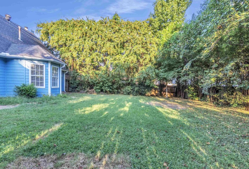 5883 BEDFORD RD, Memphis, Tennessee 38135, 4 Bedroom Bedrooms, 6 Room Rooms,2 BathroomBathrooms,Residential,For Sale,BEDFORD,0,10229004